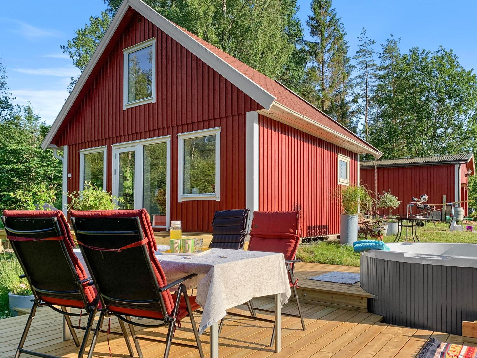 The Blomsholm Cabin - Load Your Electric Car Stromstad Exterior photo